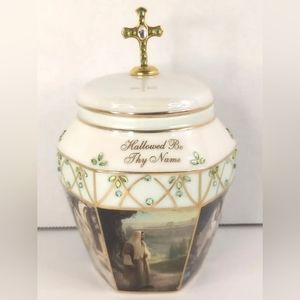 Ardleigh Elliott "HALLOWED BE THY NAME" MUSICAL PRAYER BOX "Nearer My God Thee"